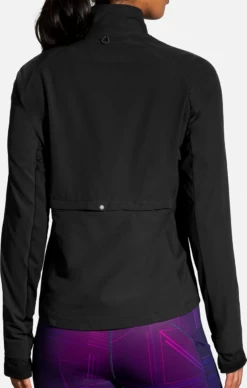 BROOKS Women’s Fusion Hybrid Jacket (001 - Black) -Nike Store 04FD8222 E5DB 4C19 B9B7 36D33ED23AD2
