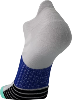 BROOKS Ghost Lite No Show Sock 2-Pack (612 - Pink/Salt & Light Grey/Salt) -Nike Store 280496 612 D5 Ghost Lite No Show 2 Pack