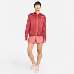 Nike Women's Essential Running Jacket (690 - Pomegranate/Reflective Silver) 11 Nike Women's Essential Running Jacket (690 - Pomegranate/Reflective Silver) -Nike Store A39ACFCA B4F4 41D2 A341 BBBF971A717D