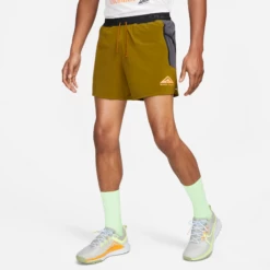 Nike Men's Trail Second Sunrise 5" Brief-Lined Shorts (368 - Olive Flak/Gridiron/Bright Mandarin)