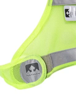 Nathan Streak Reflective Vest -Nike Store E02B53B1 3162 47FB 9E82 348A04D5104B