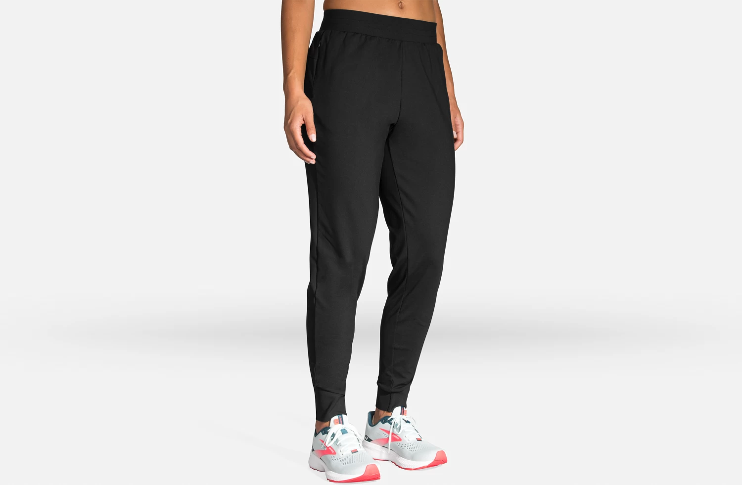 BROOKS Women’s Momentum Thermal Pant (001 - Black) 3 BROOKS Women’s Momentum Thermal Pant (001 - Black)