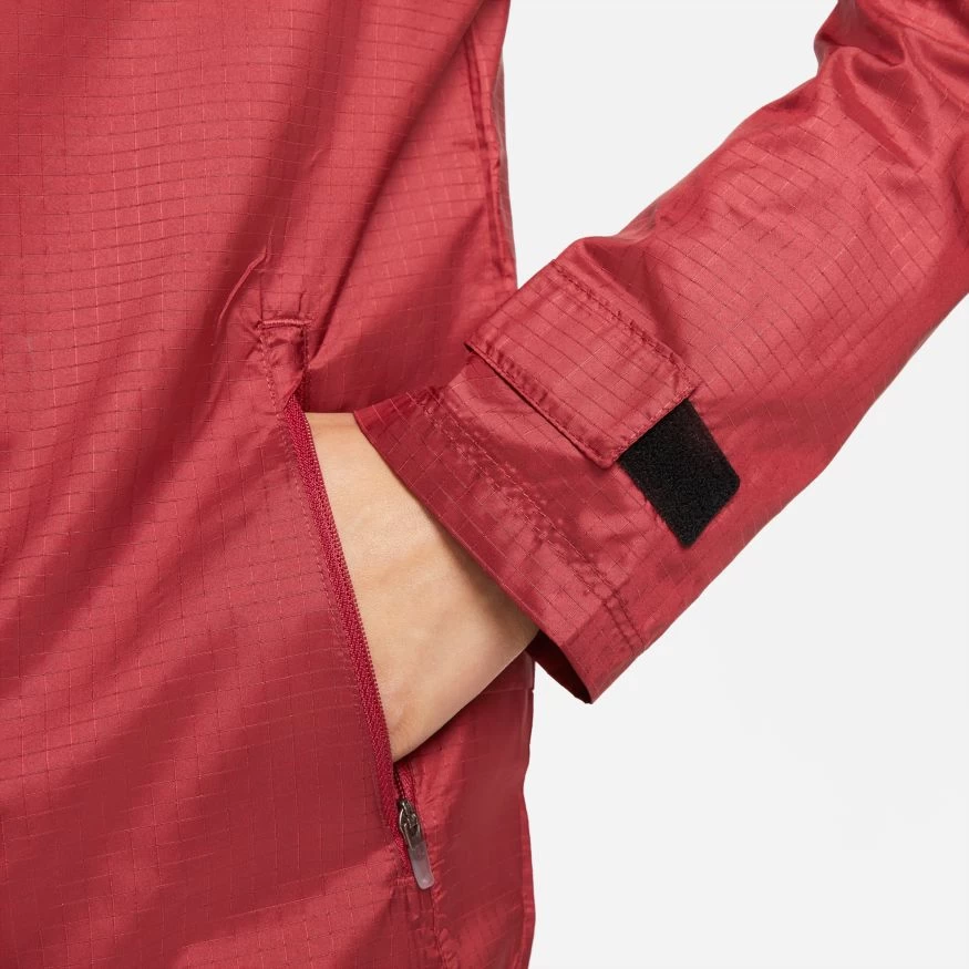 Nike Women's Essential Running Jacket (690 - Pomegranate/Reflective Silver) 6 Nike Women's Essential Running Jacket (690 - Pomegranate/Reflective Silver) - Image 4